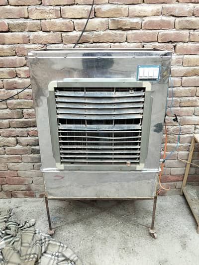 steel body with pad khas