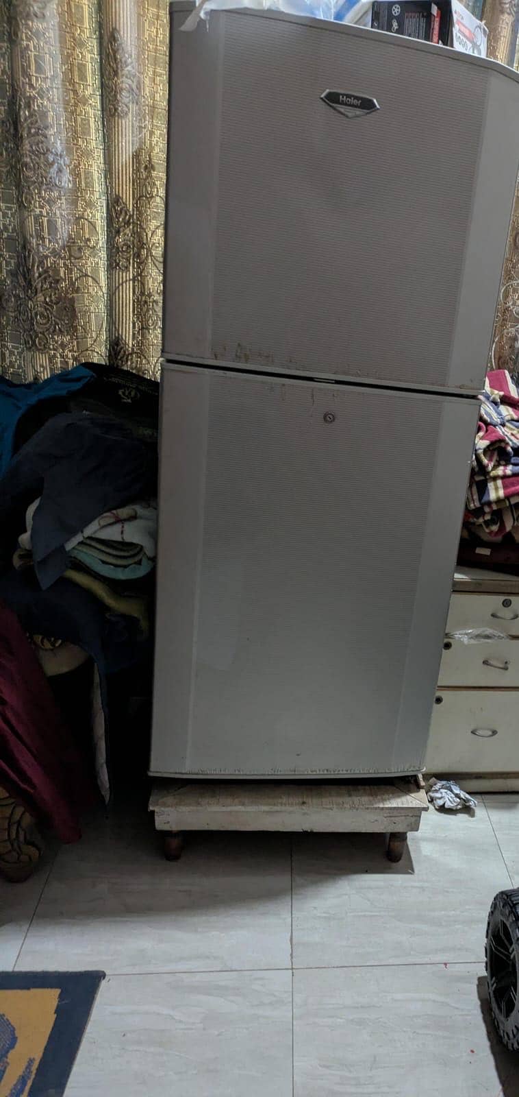 Refrigerator 0