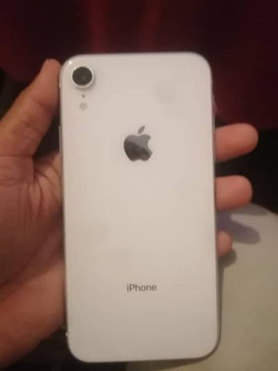 Apple iPhone XR