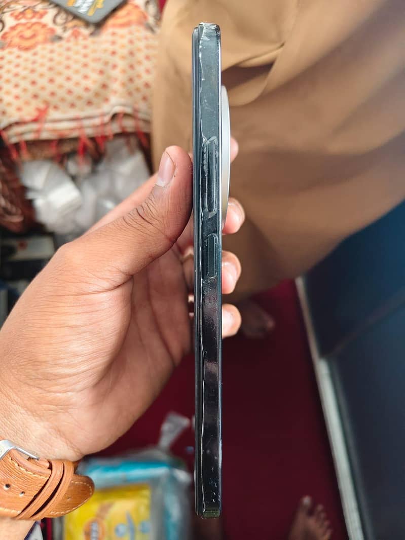 Xiaomi POCO C75 3