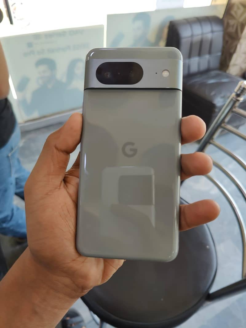 Google Pixel 8 1