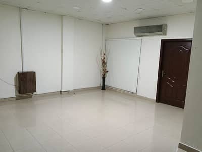 2nd Floor 2300 Square Feet Office For Rent In Izmir Town