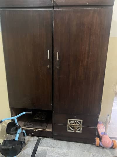 Wardrobe good condition urgent sale