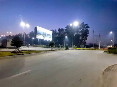 On Excellent Location 6 Marla Commercial Plot In Only Rs. 40000000