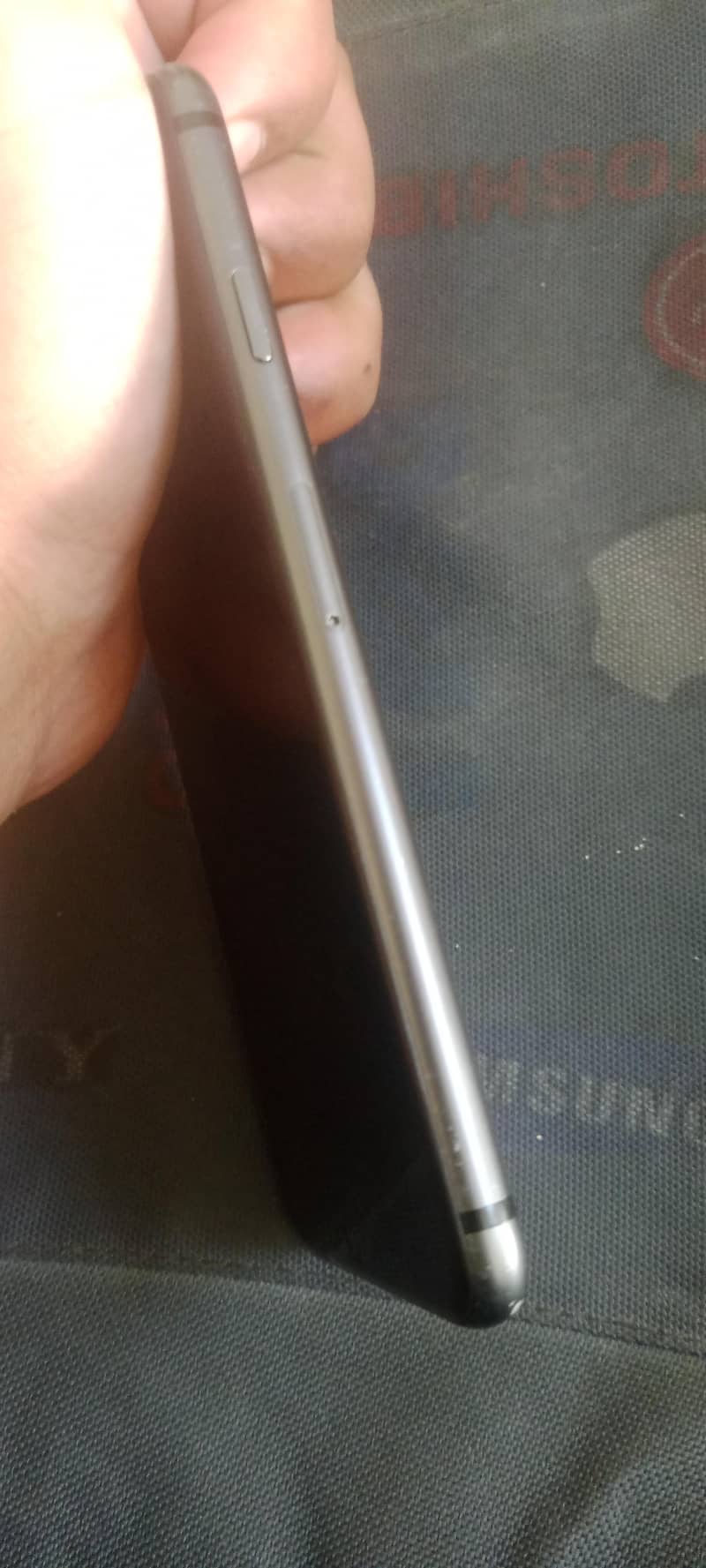 Apple iPhone 8 3