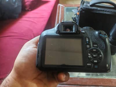 Canon 1200D