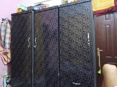 like New 3/ piece 03468136982