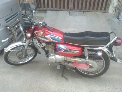 Honda 125 Neat clean condition smart card