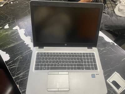 Hp elitebook corei7  6generation (8.256) urgent sale