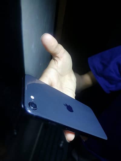 Apple iPhone SE 2020