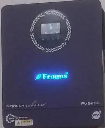 10 /10 condition fronus inverter sale