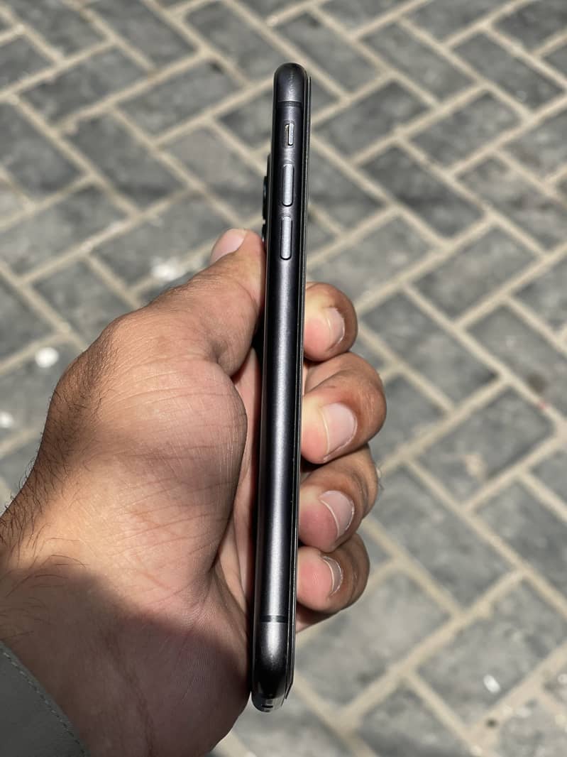 iPhone 11 1