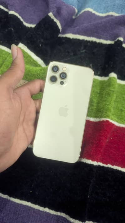 Apple iPhone 12 Pro 10/9 condition factory unlock wifi issue