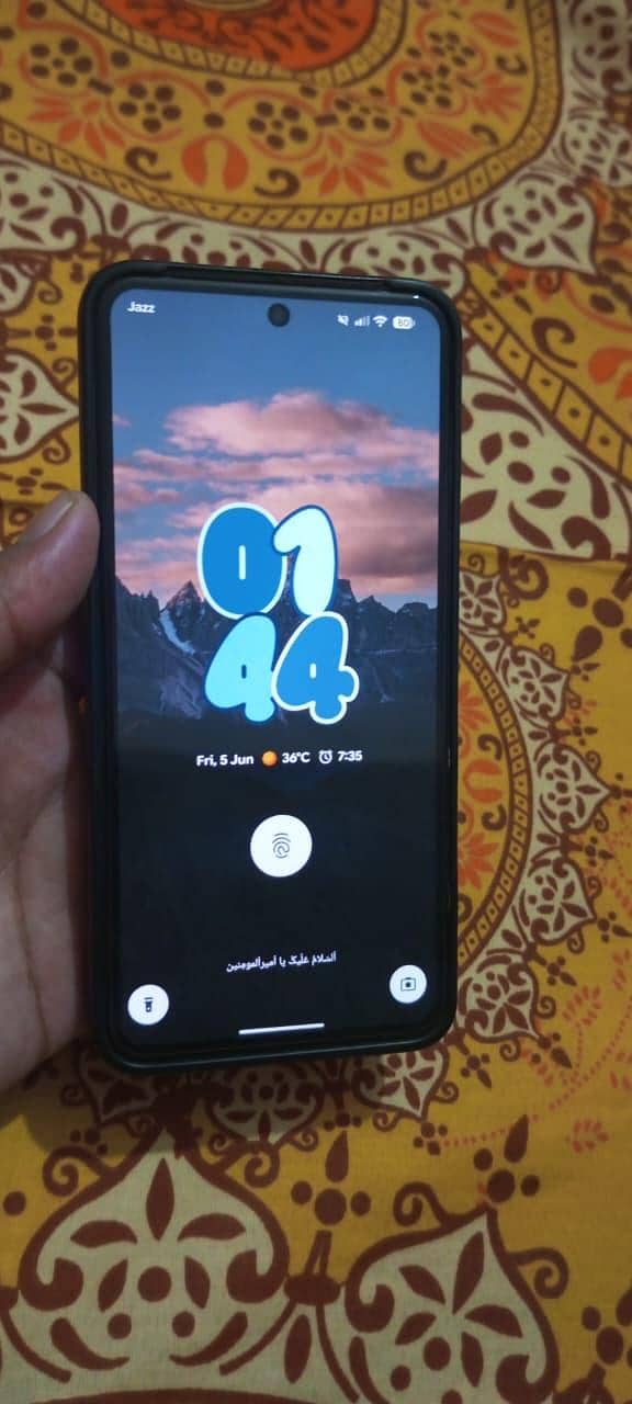 Google Pixel 8 5