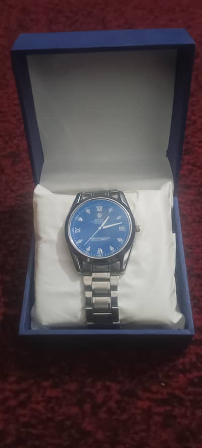 watch  in excellent condition