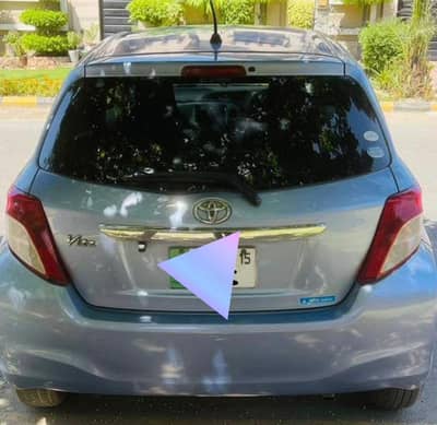 Toyota Vitz 2011