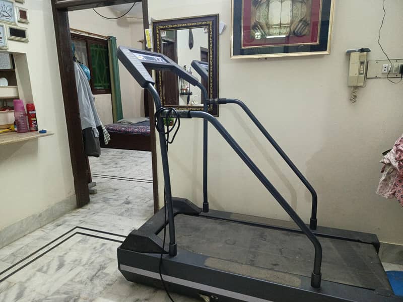 Imported Treadmill ( Kuwait) 1