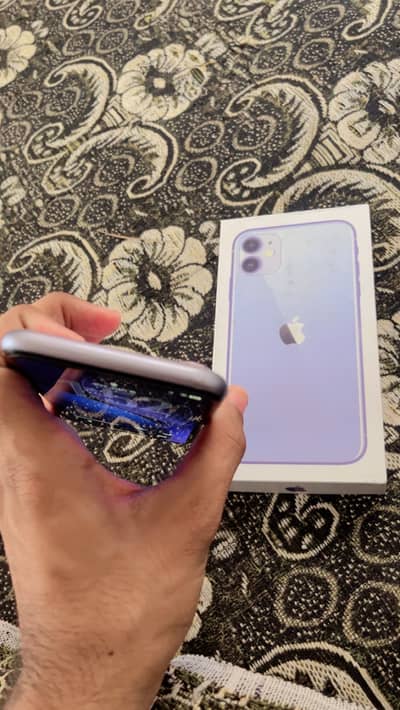 Apple iPhone 11
