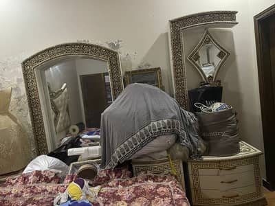 Chinoti deco bed set 2 side tables, dressing table and 3 lane showcase