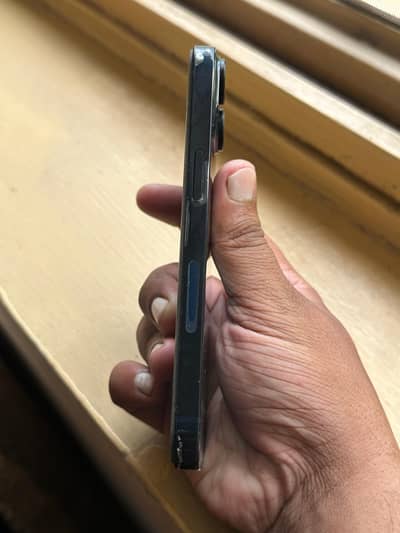 Apple iPhone 14