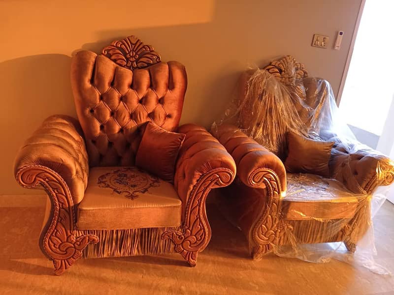 Crown Sofa 1
