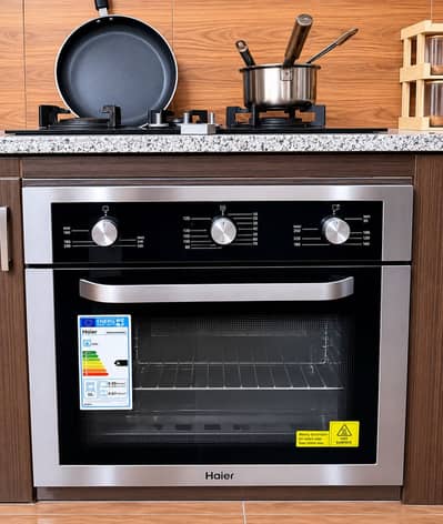 Haier built in Dual electric and gas oven