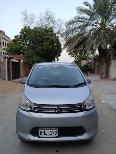 Mitsubishi Ek Wagon 2015