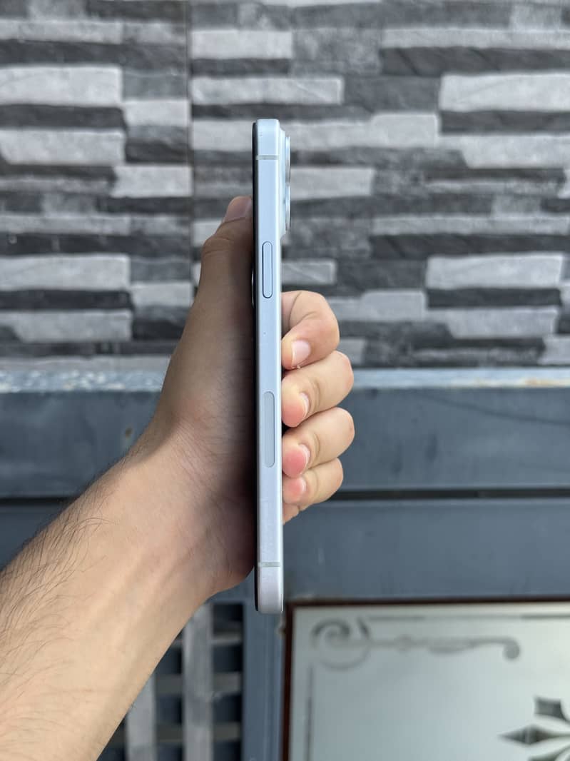Iphone 15 plus jv 2