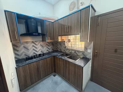10 MARLA UPPER PORTION AVAILABLE FOR RENT IN CENTRAL PARK HOUSING SCHEME LAHORE