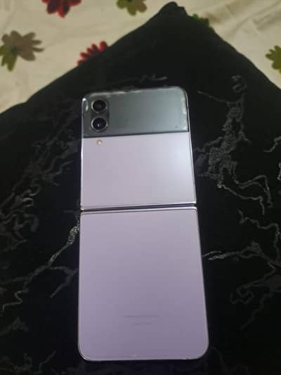 Samsung Mobile Z Flip 4