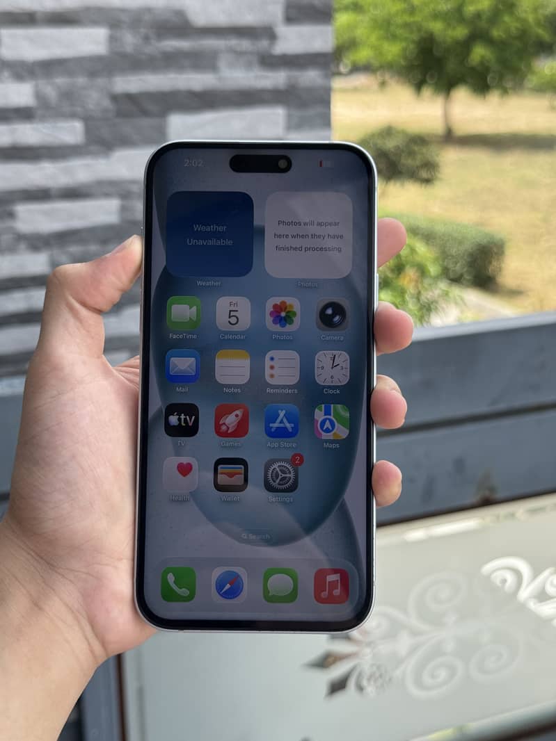 iPhone 15 plus 3