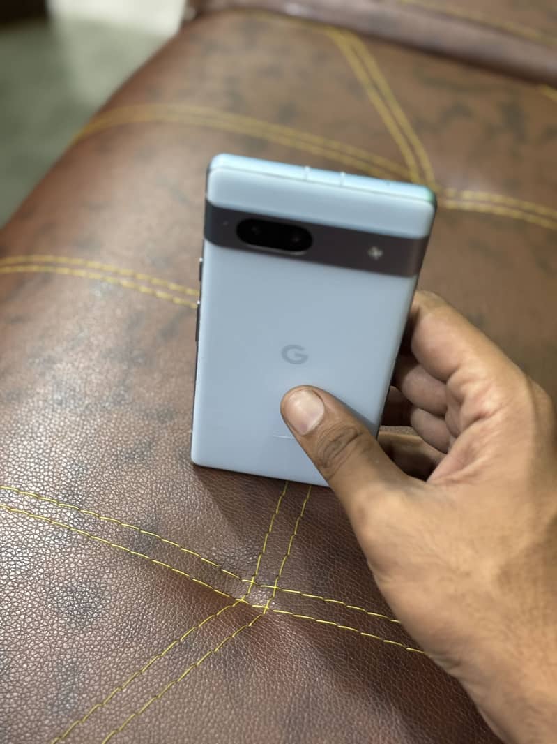 Google Pixel 7a 2