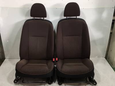 aQua 2012 modal japani seat available