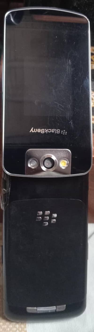 BlackBerry Classic Flip 8220