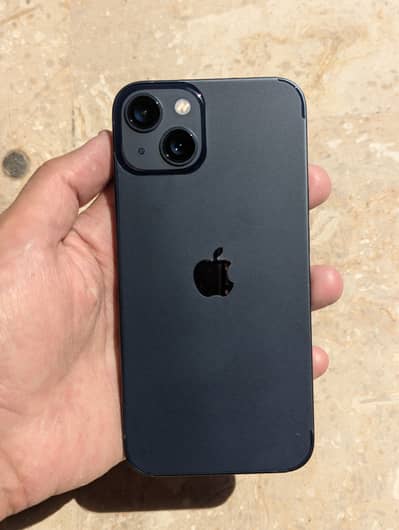 Apple iPhone 13