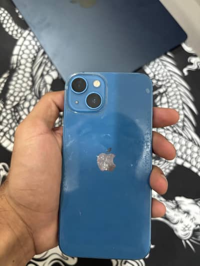 Apple iPhone 13