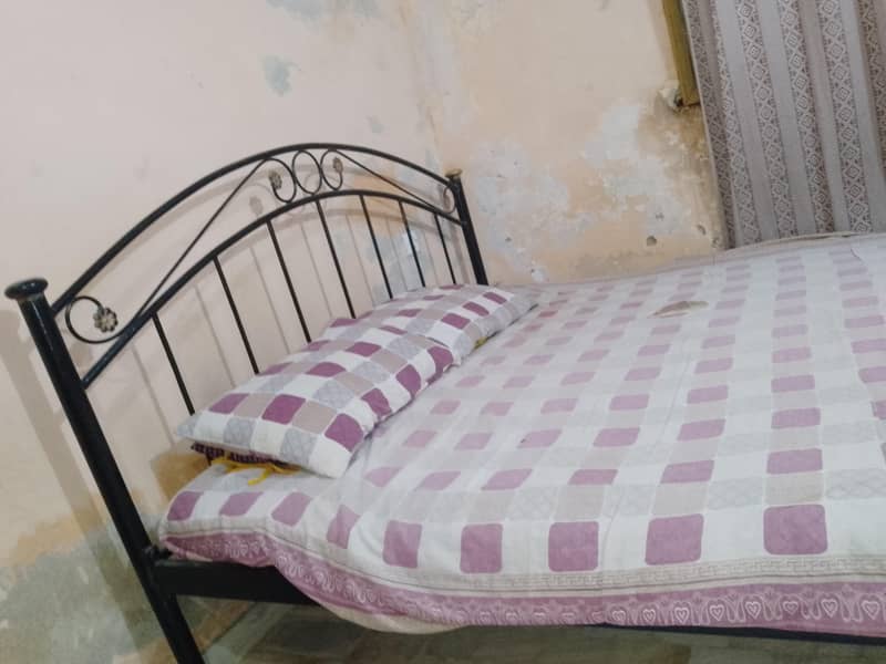 king bed 3