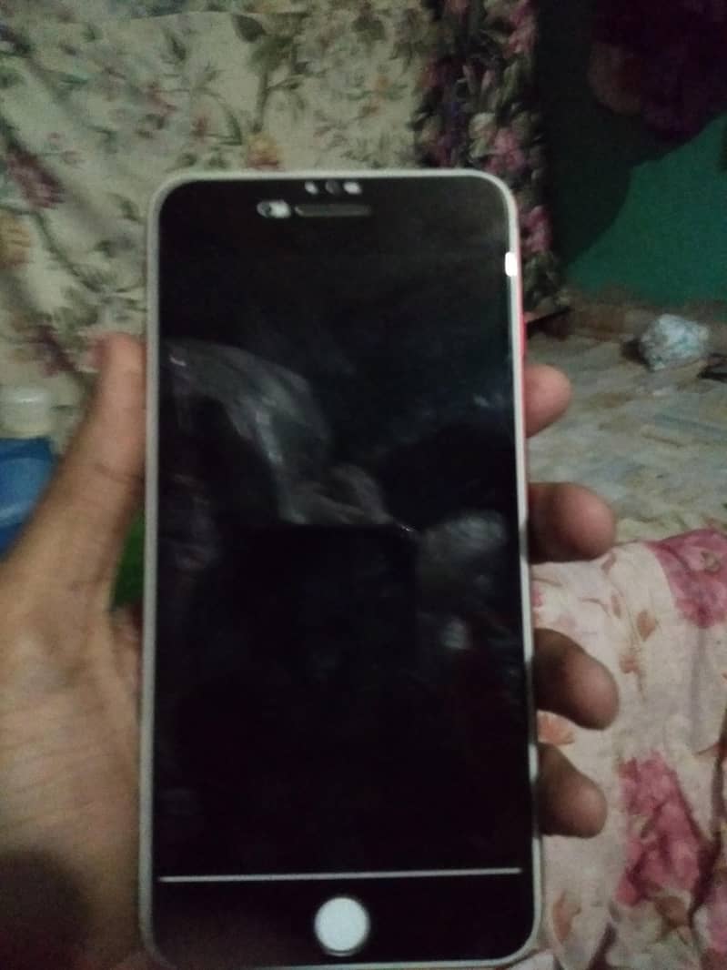 Apple iPhone 7 Plus 3