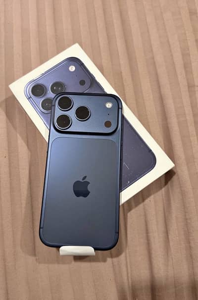 IPHONE 17 PRO JV NON PTA ( MINT CONDITION)