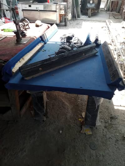 biliard table