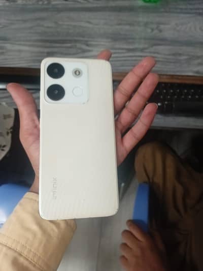 Infinix Smart 7 condition 10/9 no open repare