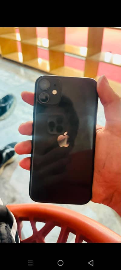 Apple iPhone 11