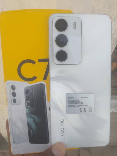 Realme c71