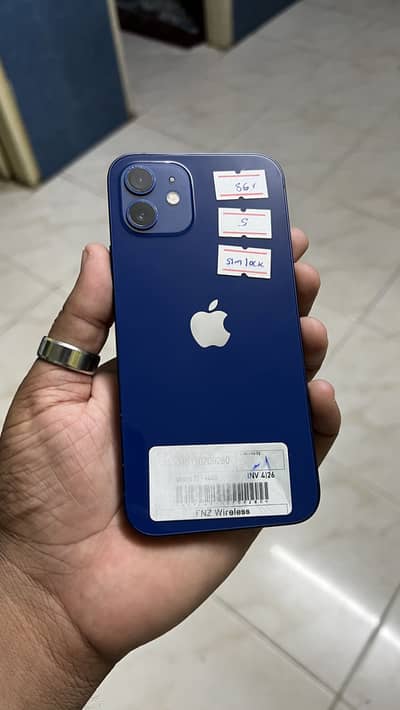Apple iPhone 12