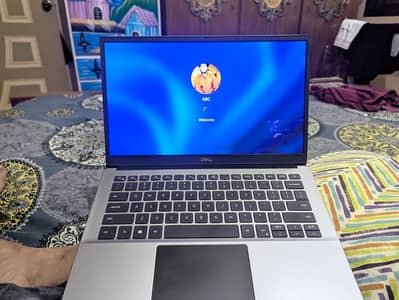 Dell Latitude 3301 Ultra-Slim | Core i5 8th Gen | 8GB RAM | 128GB NVM