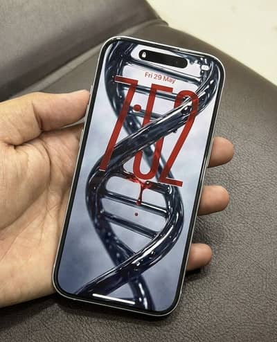 Apple iPhone 15