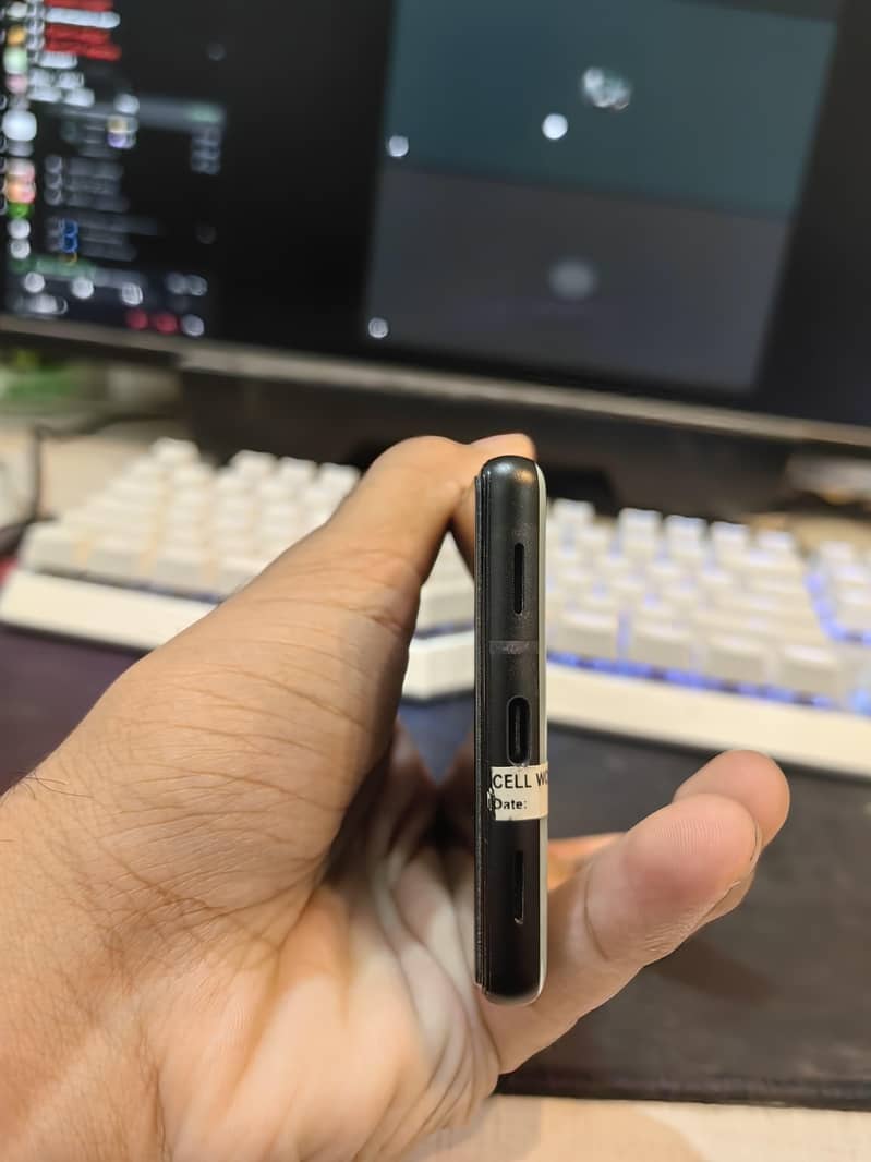 Google Pixel 6a 2