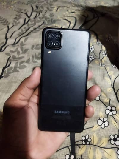 Samsung a12