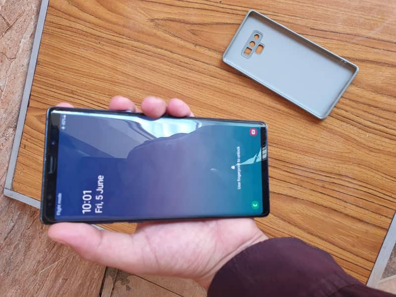 Samsung Note 9 4