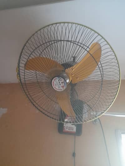 12 voltage Bracket Fan